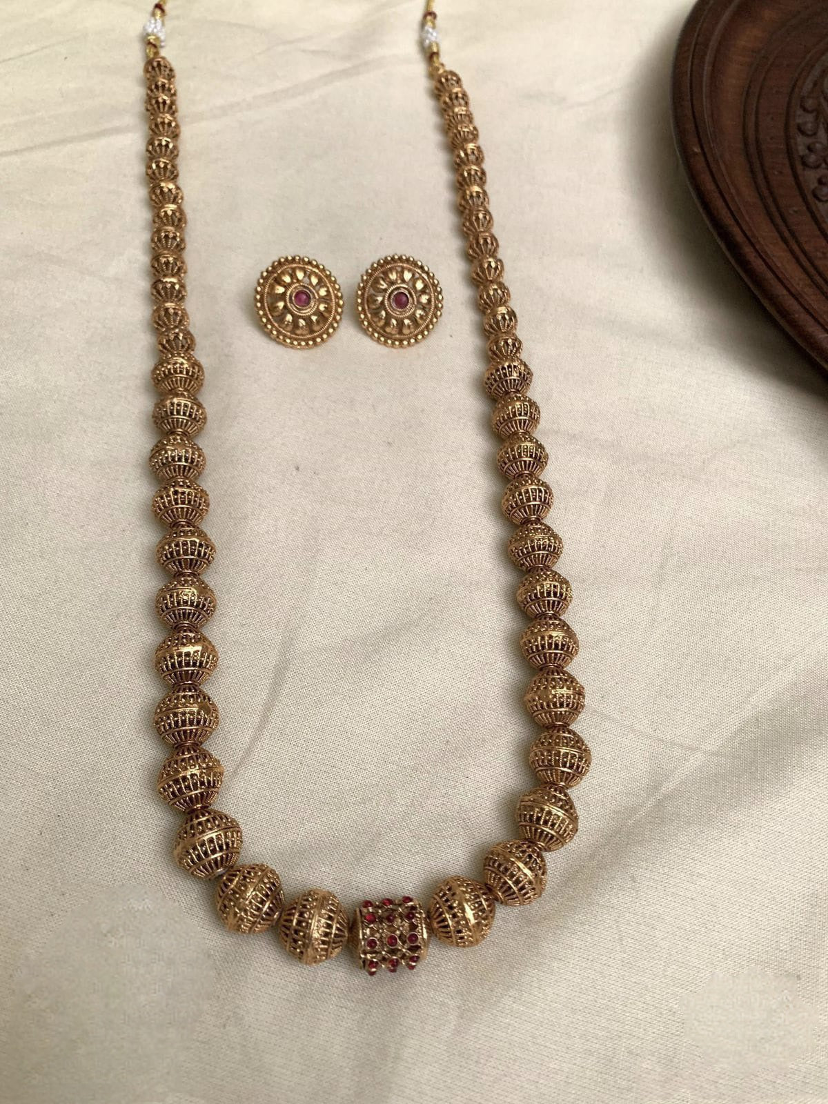 Idika Long Necklace