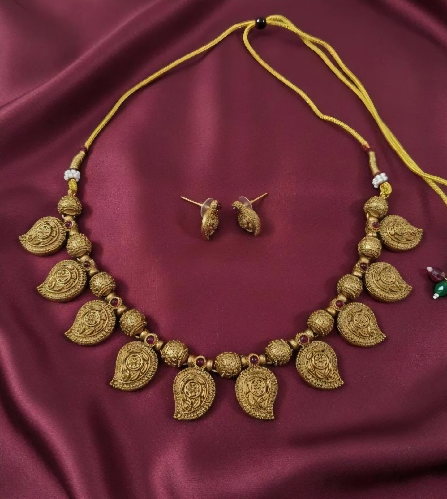 Matte Finish Mango Necklace set