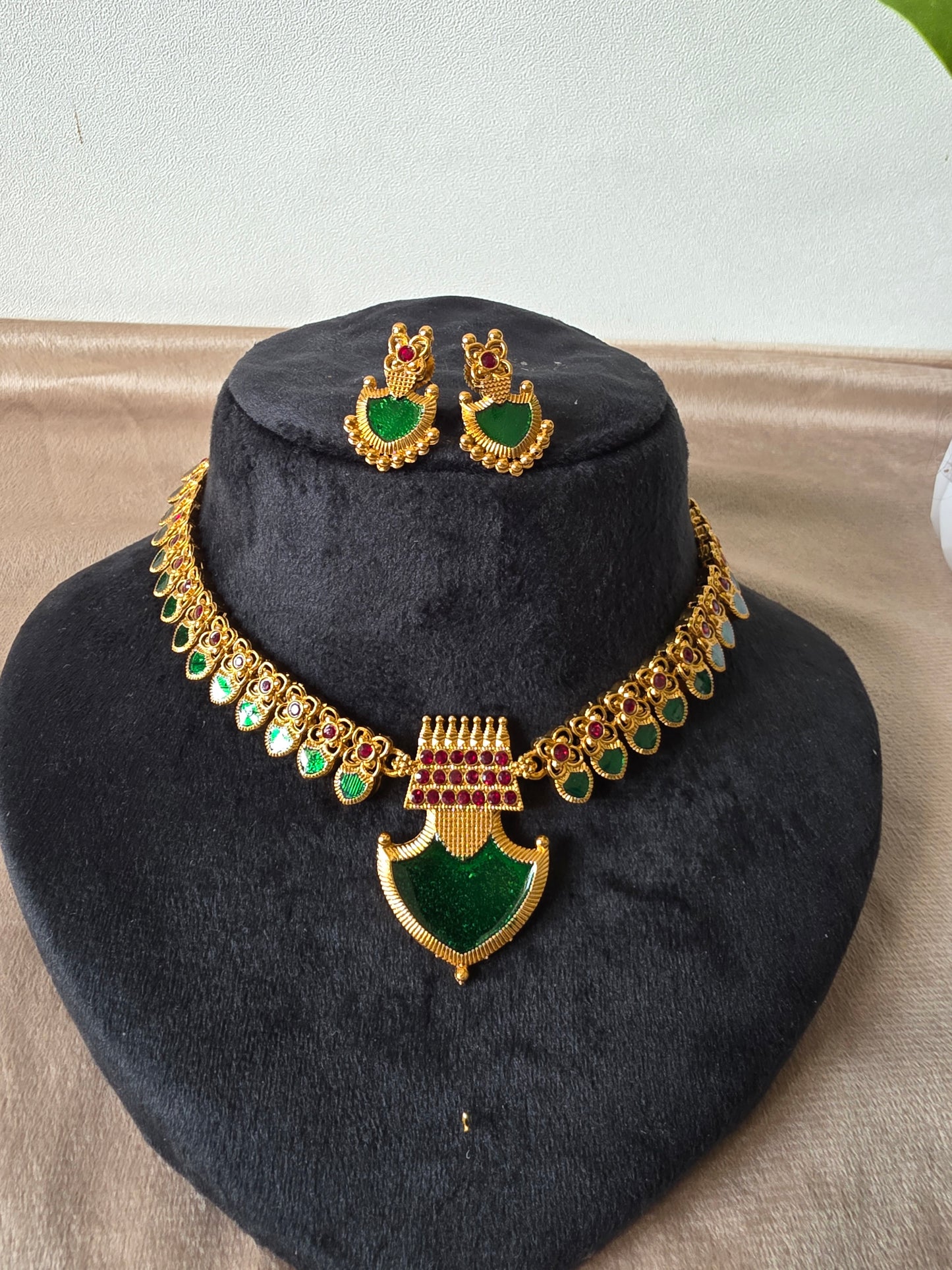 Palakka Necklace