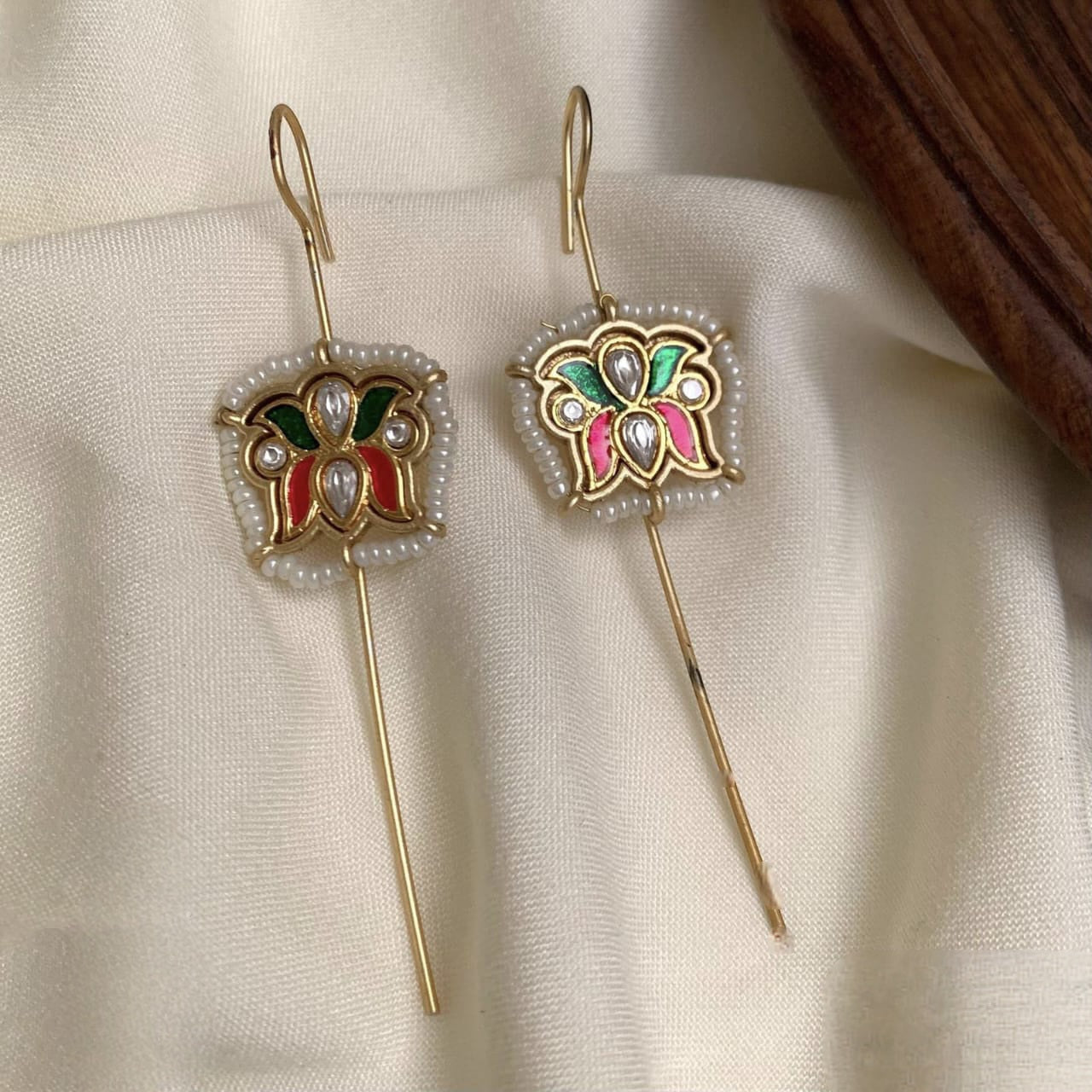 Lotus Needle Earcuff