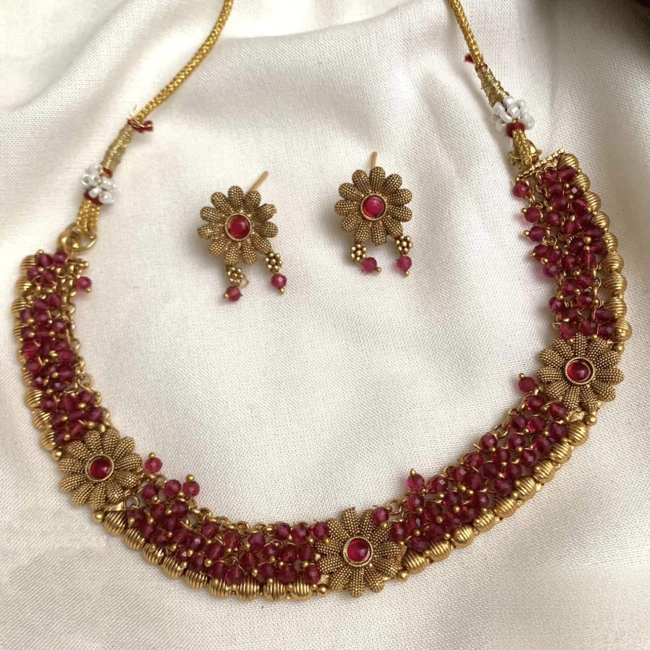 Floral Beaded Necklace