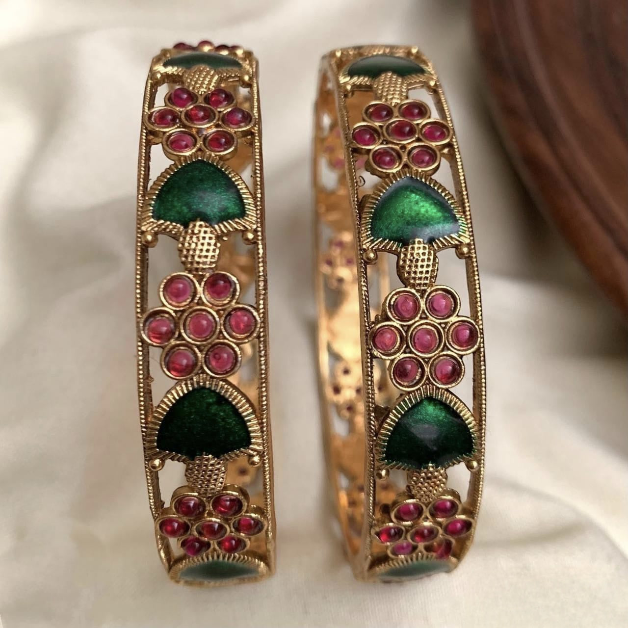 Palakka flower Bangle