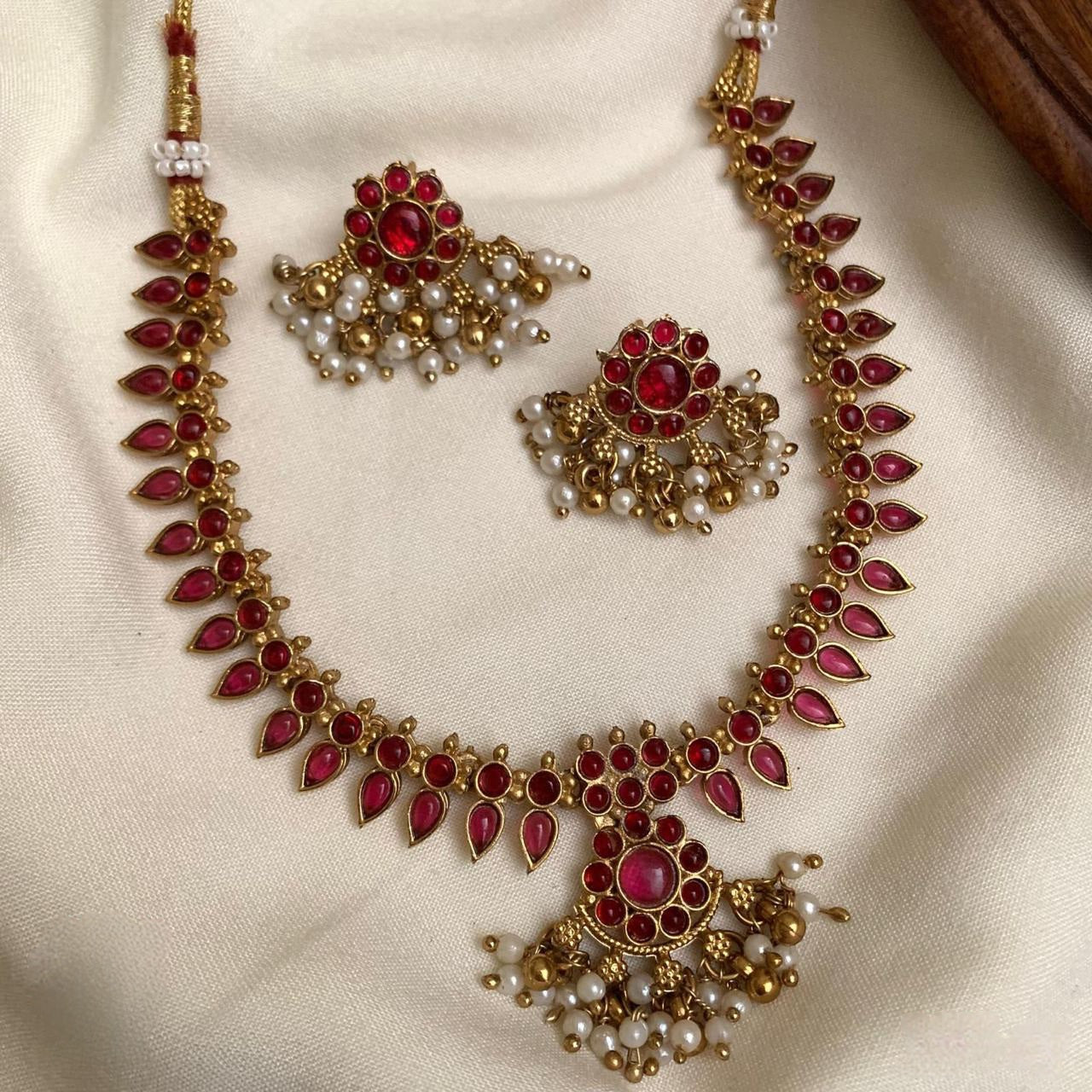 Kemp palakka necklace