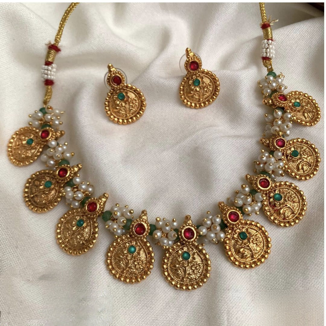 Non Idol Coin Beaded Necklace | A269