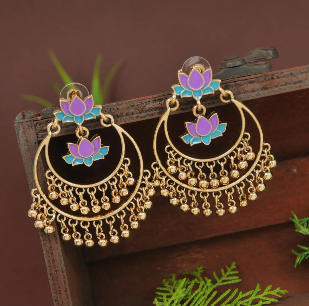 Antique Gold Plated Dual Coloured Enamel Dangler
