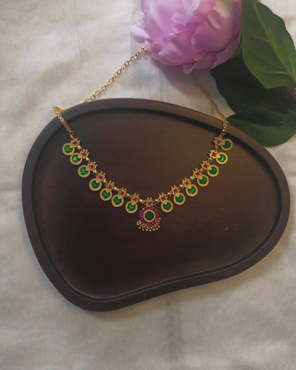 Round Palakka Necklace