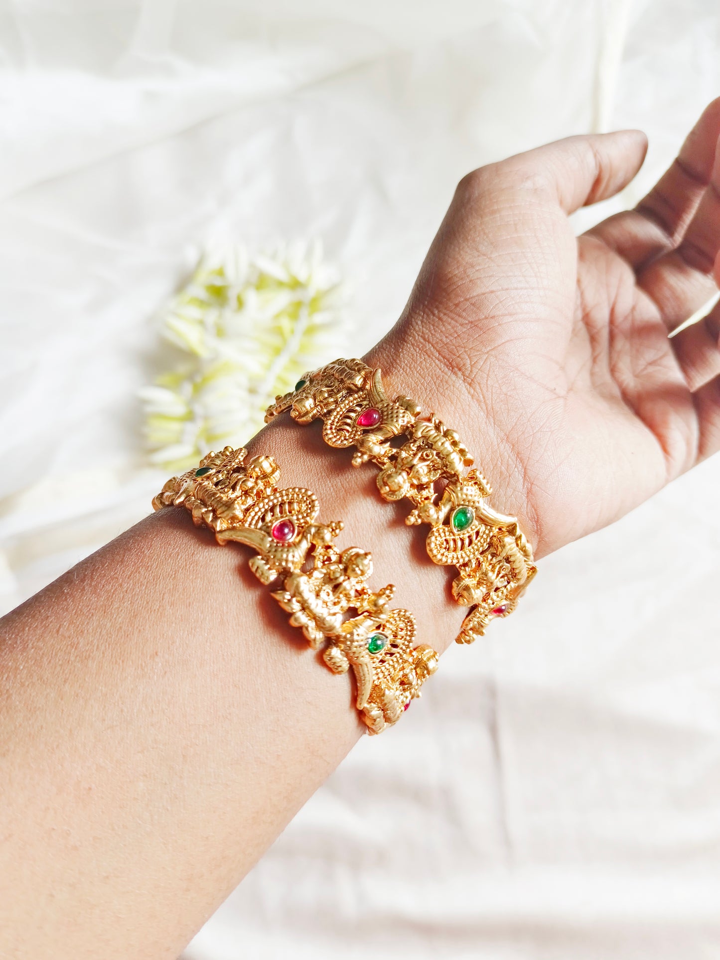 Peacock Bangle set