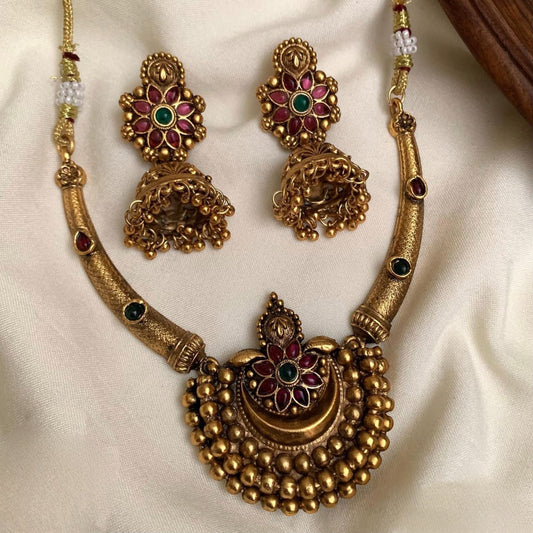 Antique Floral Necklace Set