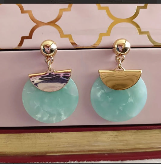 Gold Plated Circle Shaped Acrylic Fashion Indo Western Earring