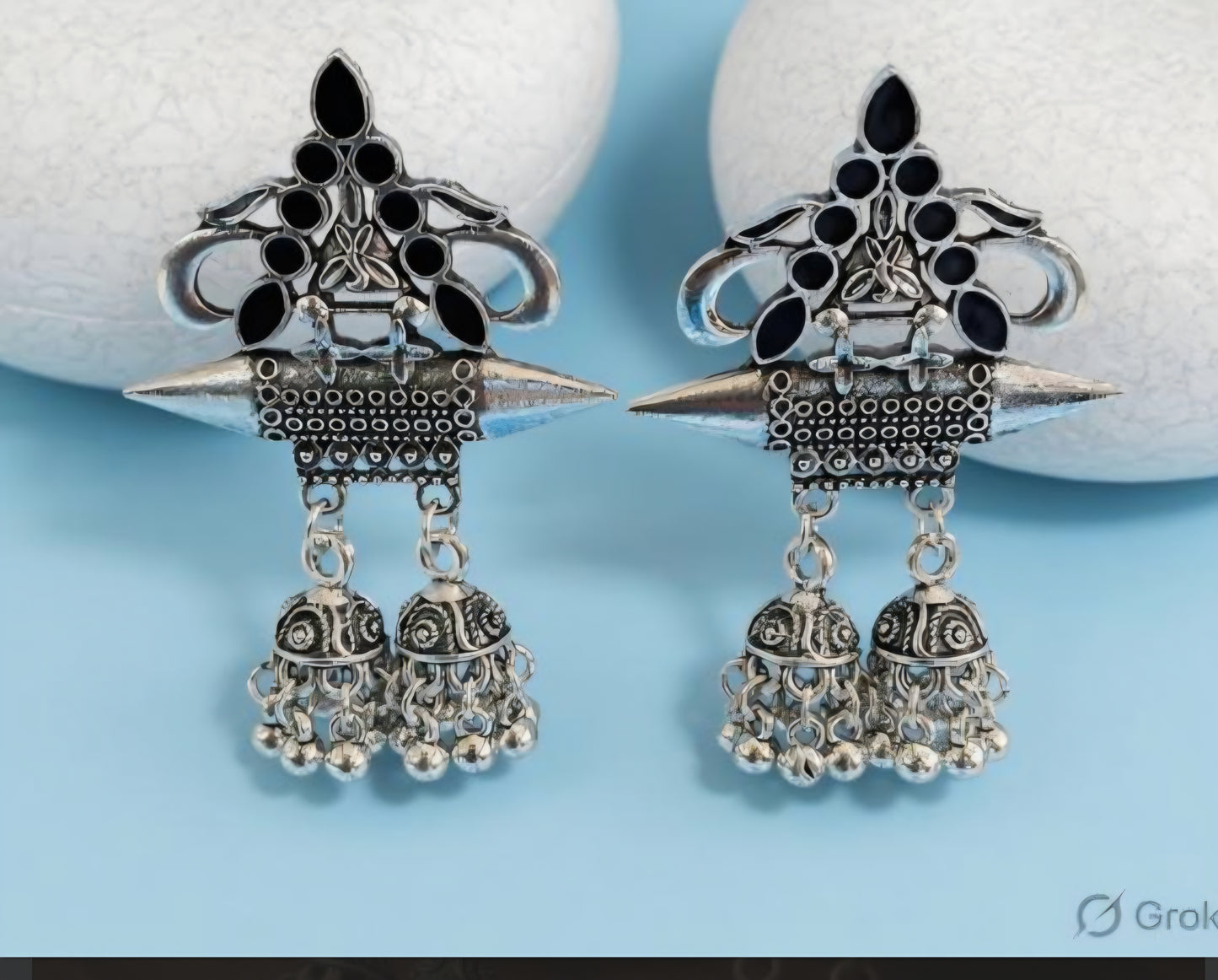 The Spearhead Twin-Dome Chandeliers An Antique Silver Coloured Enamel Earring | AD6813