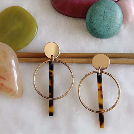 Gold Plated Circle Shaped With Acrylic Stick Fashion Indo Western Earring