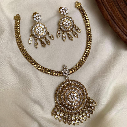 Round Attigai Necklace