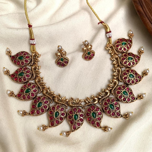 Kemp Mango Flower Necklace