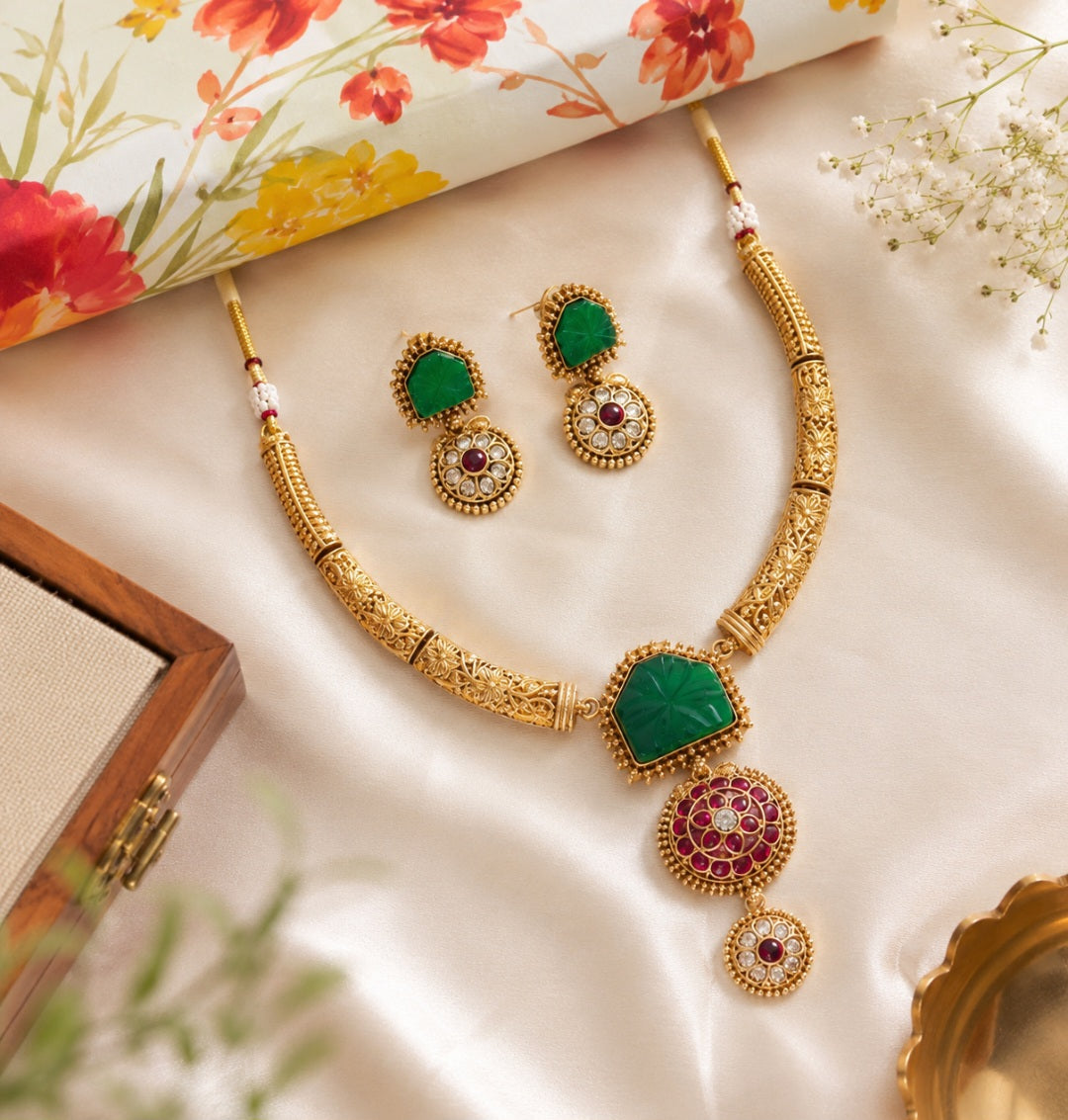 Royal Blossom Necklace – Handcrafted Traditional Indian Jewellery