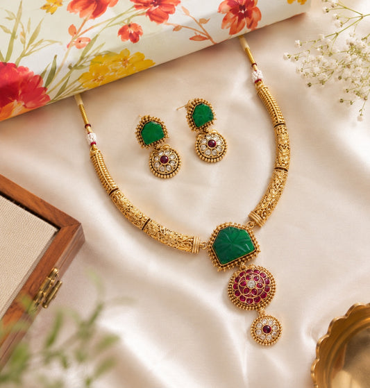 Royal Blossom Necklace – Handcrafted Traditional Indian Jewellery