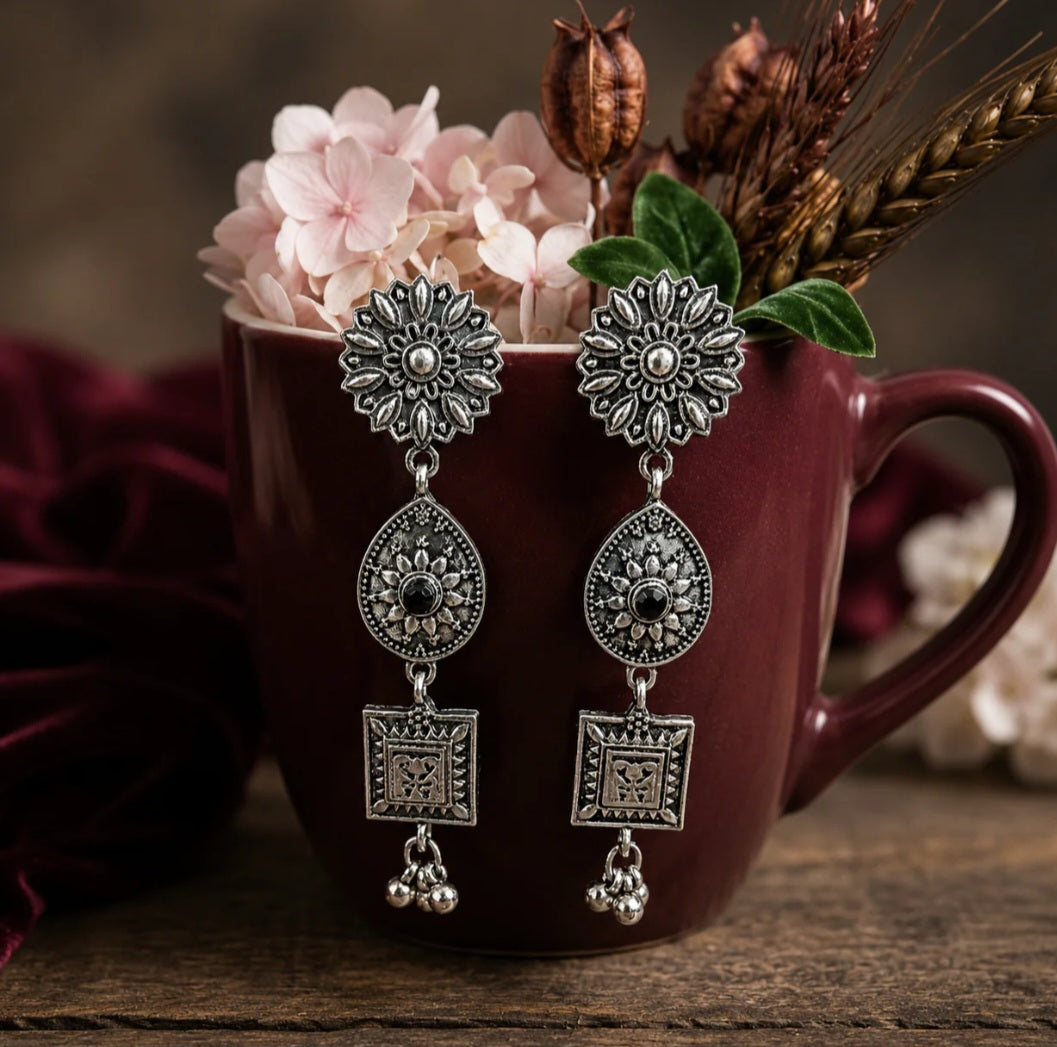 The Heritage Trio Medallions An Antique Gold/Silver Plated Earring | AD6821