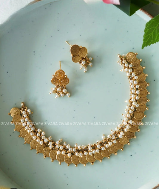 Kashi Pearl Necklace