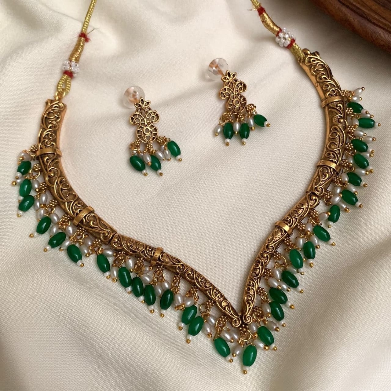Pearl Kante Necklace