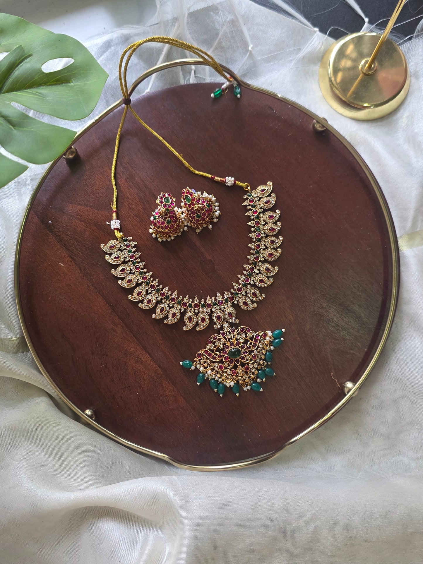 Jadau Kundan Necklace