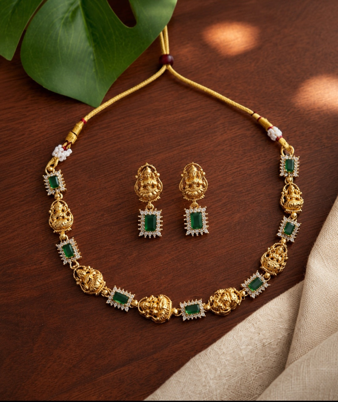 Emerald Lakshmi Necklace | A251
