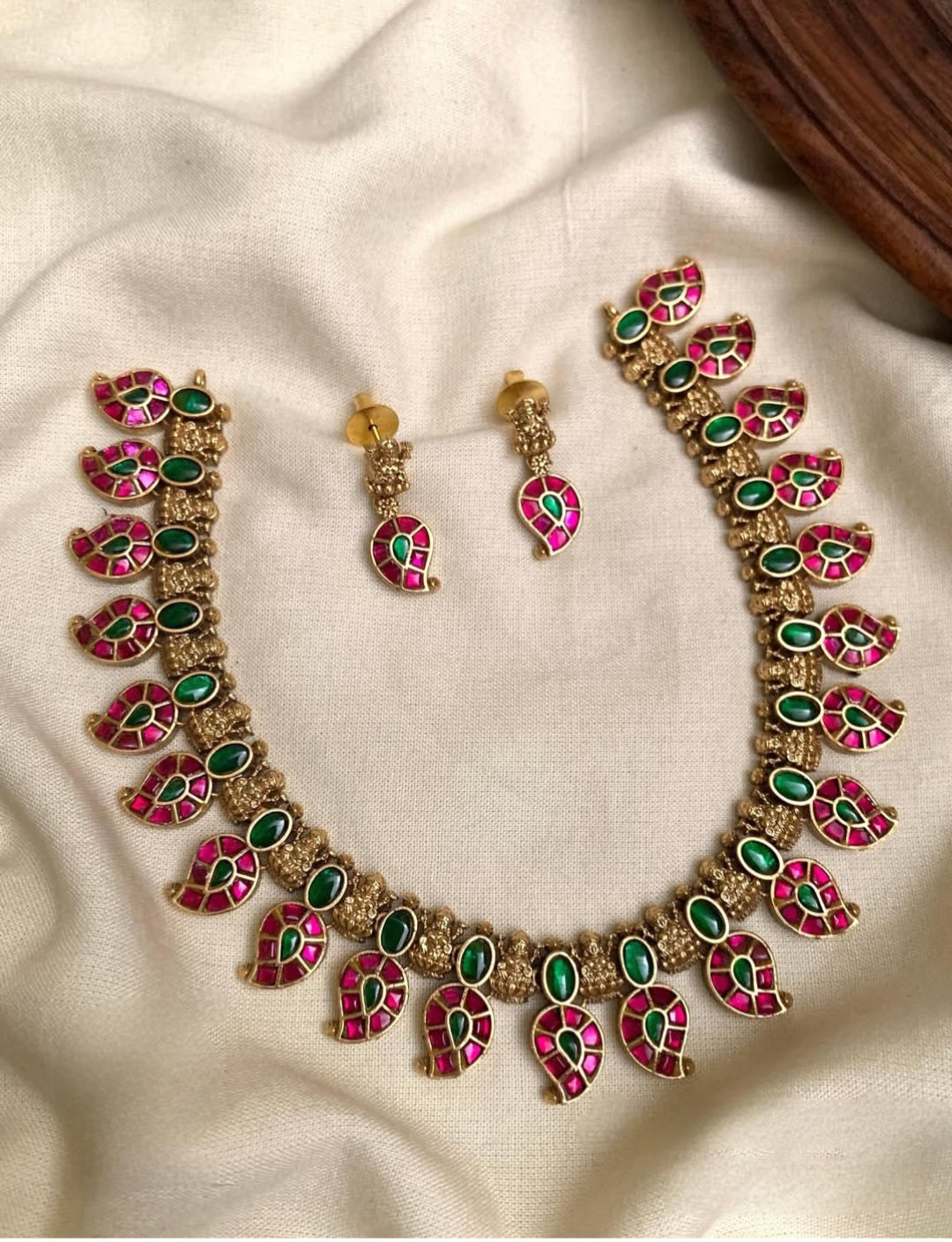 Jadau Kundan Mango Necklace